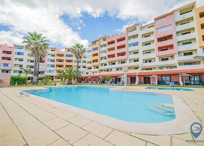 Bela Vista By Mtphomes Apartment